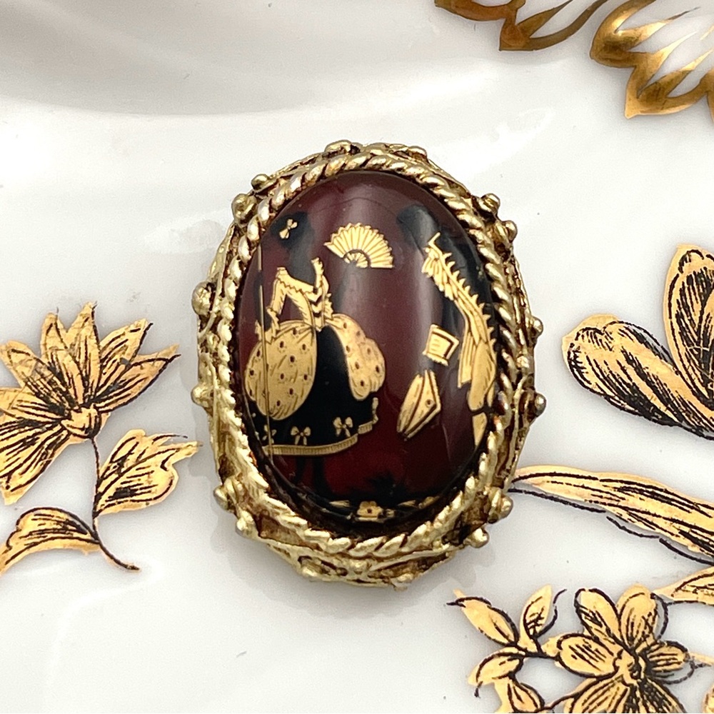 Vintage Victorian Revival Courting Couple Red Glass Cameo Brooch Gold Tone
